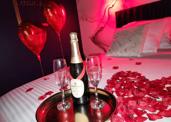 La Volupté - Avec Jacuzzi - Sauna Appartamento *