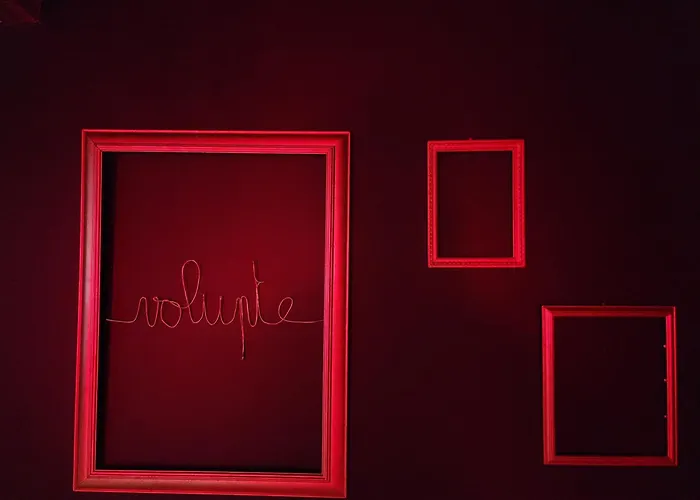 La Volupté - Avec Jacuzzi - Sauna *